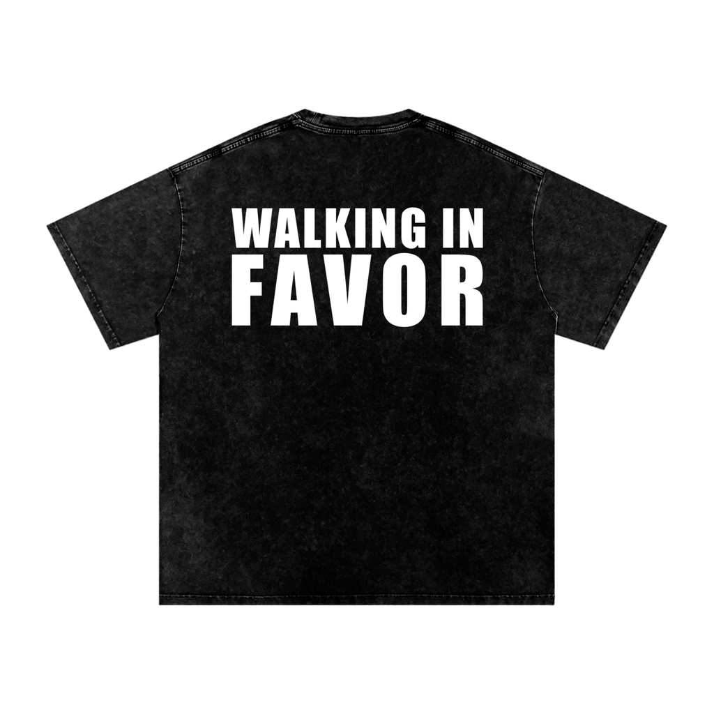 WALKING IN FAVOR Snow Washed Oversized Tee