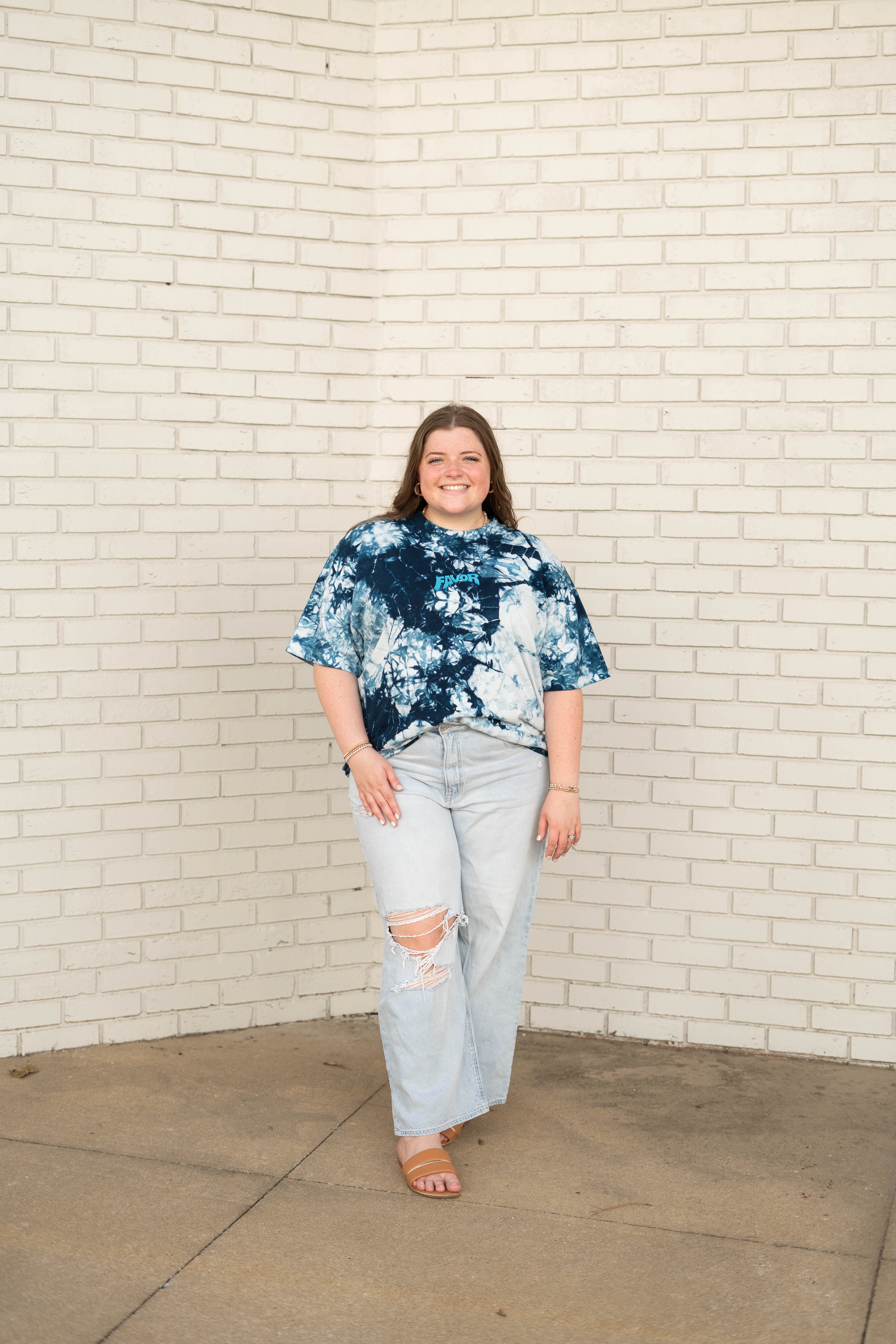 Tie-Dye Favor Embroidered Oversized Heavyweight T-Shirt (Oceans)