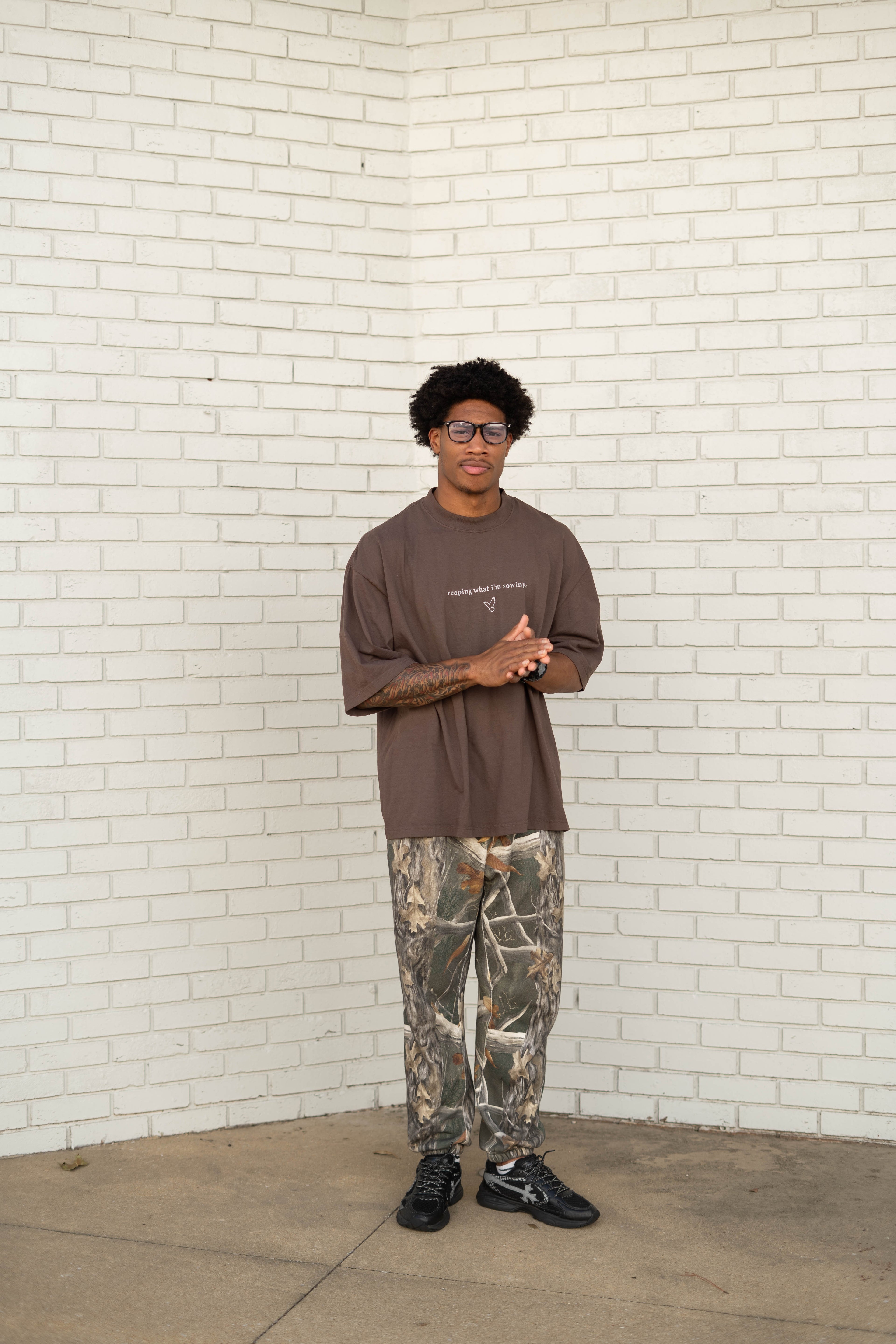 Drop-Shoulder WALKING IN FAVOR Oversized T-Shirt (White Text)