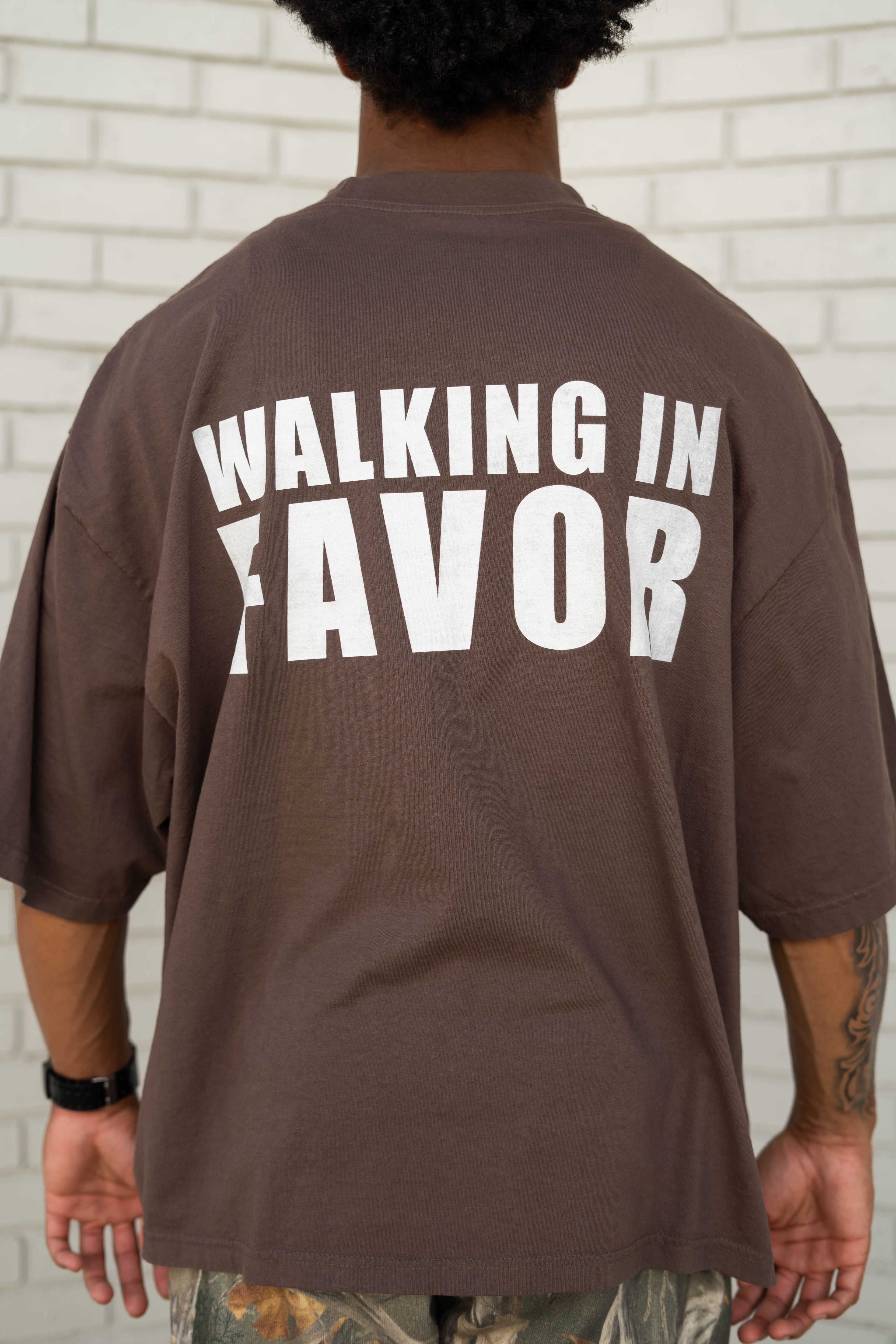 Drop-Shoulder WALKING IN FAVOR Oversized T-Shirt (White Text)