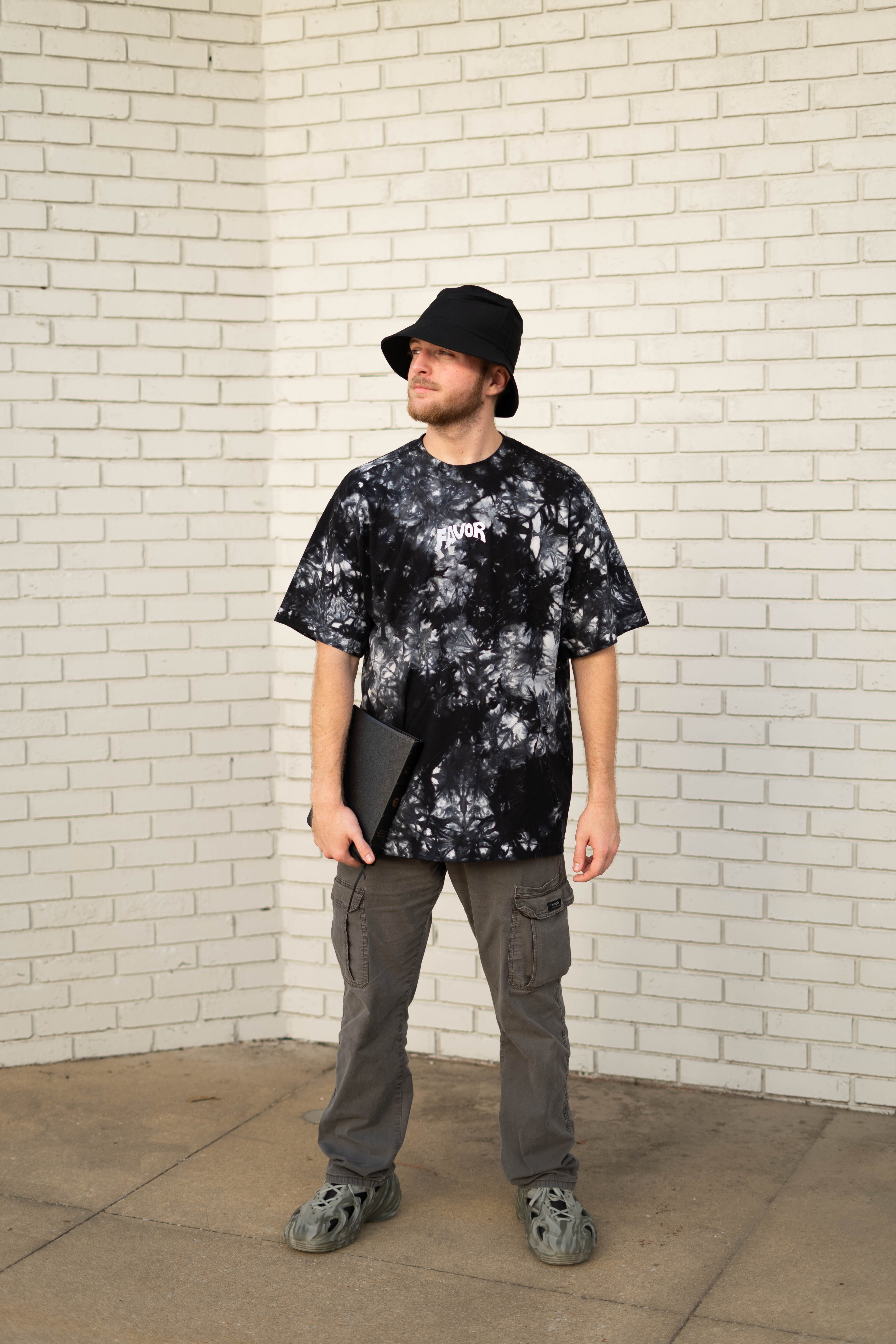 Tie-Dye Favor Embroidered Oversized Heavyweight T-Shirt (Black-Marble)