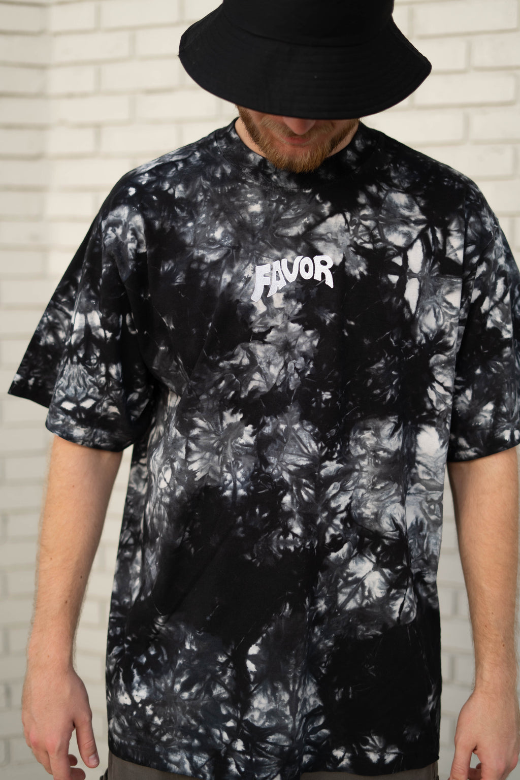 Tie-Dye Favor Embroidered Oversized Heavyweight T-Shirt (Black-Marble)