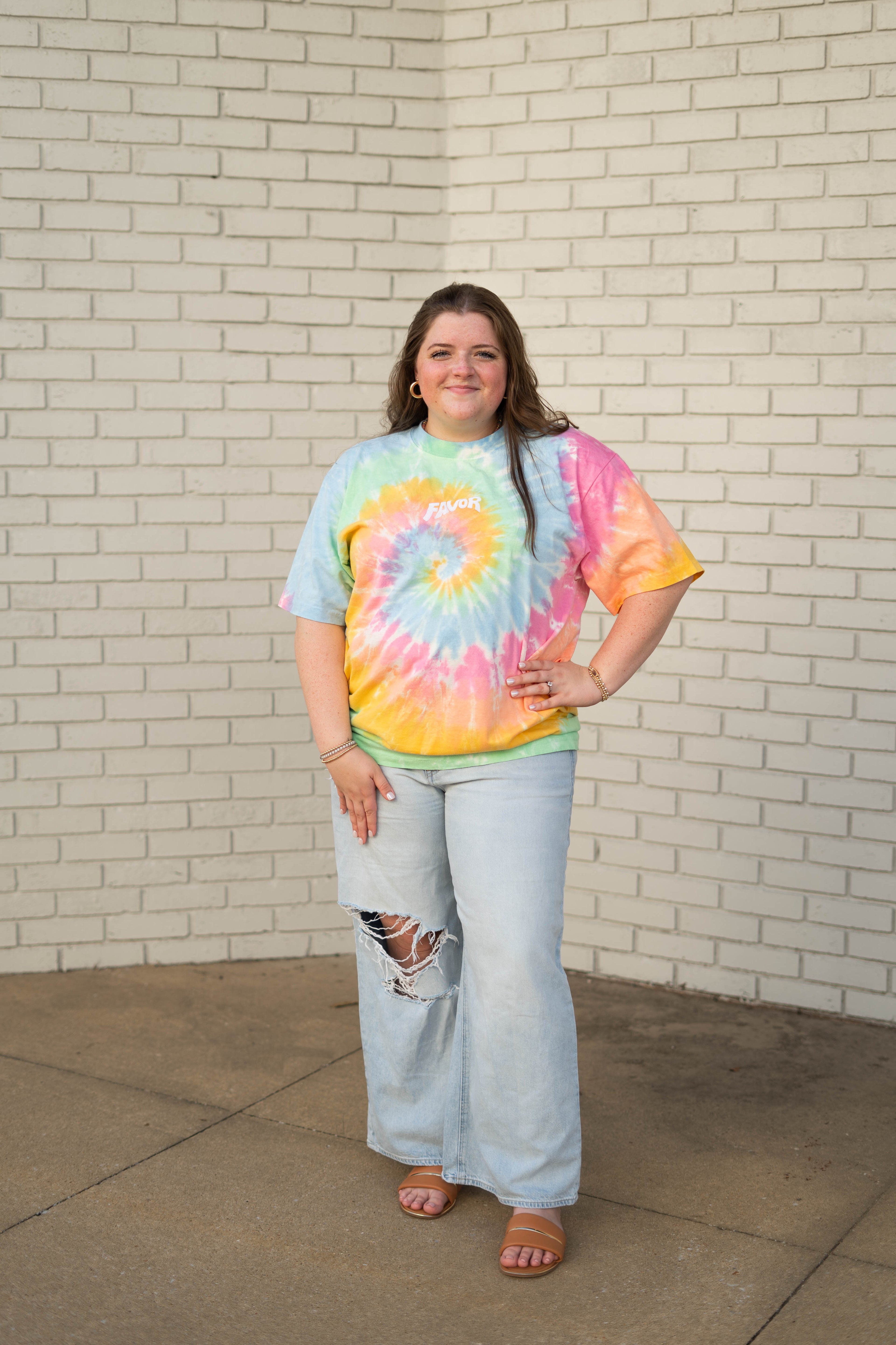 Tie-Dye Favor Embroidered Oversized Heavyweight T-Shirt (Summer-Vibe)