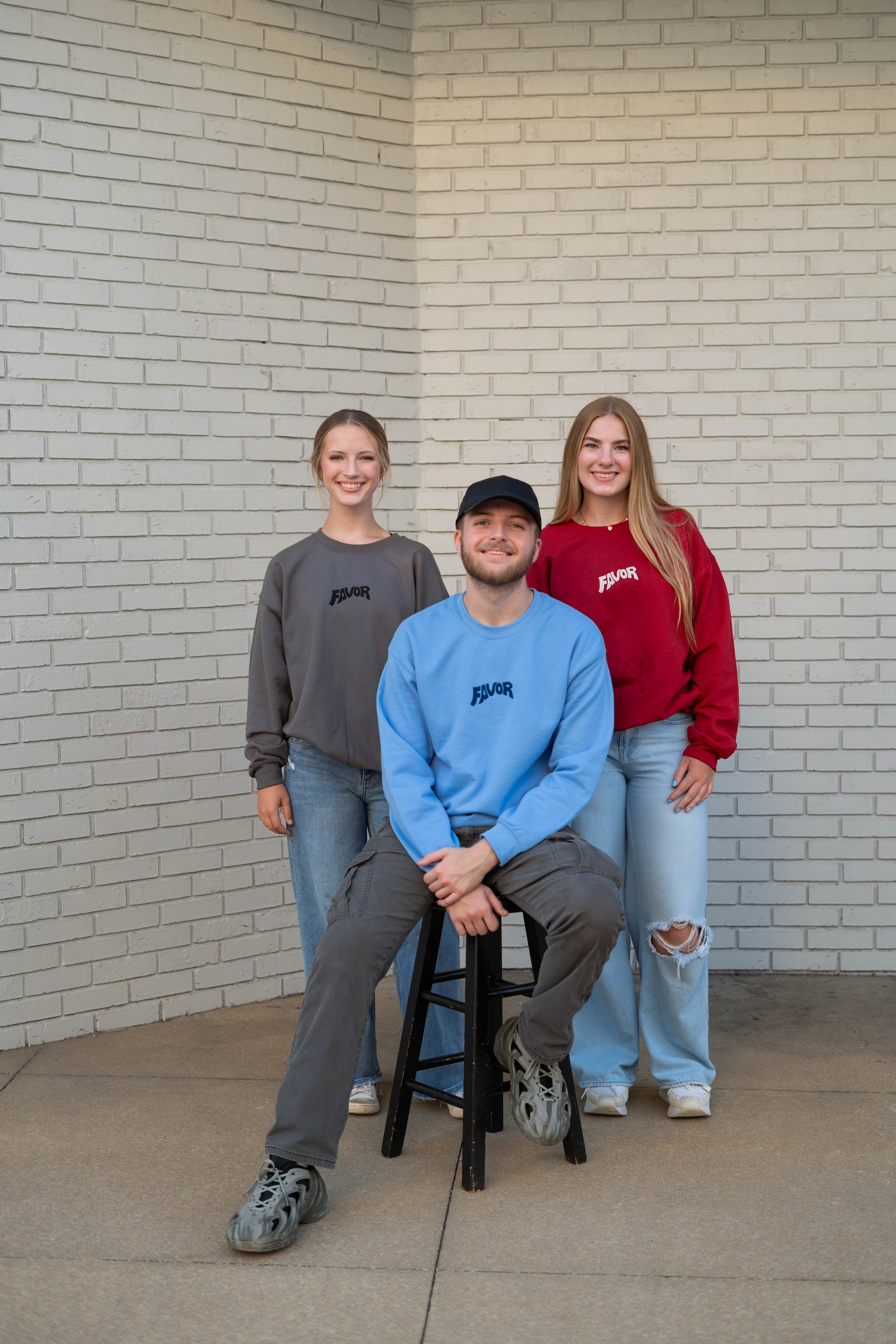 Favor Embroidered Sweatshirt (Navy Logo)