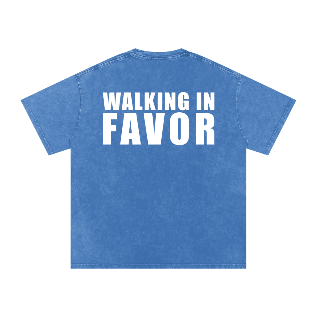 WALKING IN FAVOR Snow Washed Oversized Tee